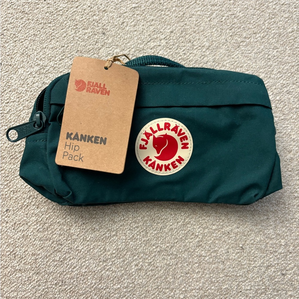 Fjallraven Kanken Crossbody Bag in Dark Green